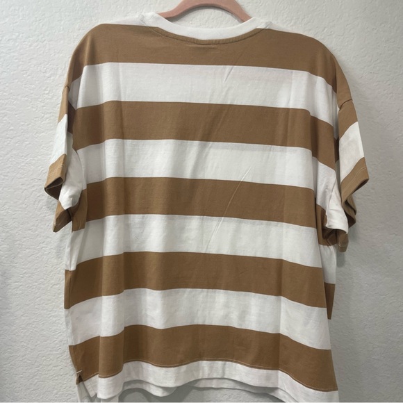 Old Navy Brown and White Striped Short Sleeve Tee - Picture 4 of 6